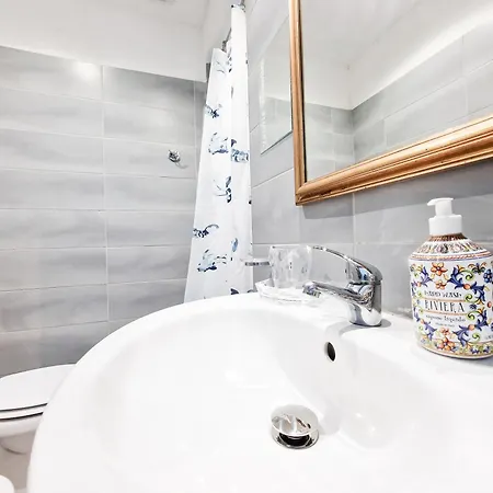 Loft Azzurro Old Center Διαμέρισμα *