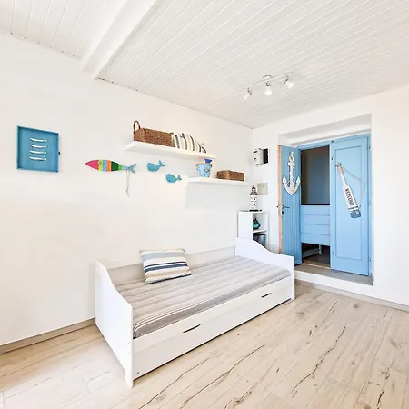 Loft Azzurro Old Center Апартаменты Рио-Марина